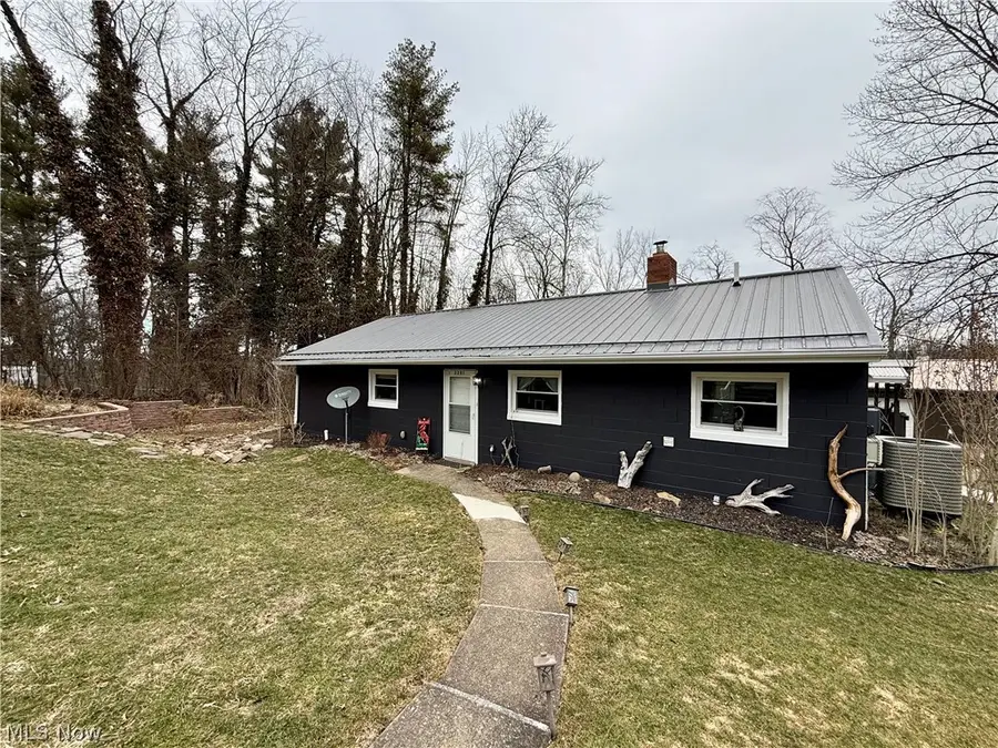 3201 Parkland Sw Drive, Carrollton, OH 44615 - #2