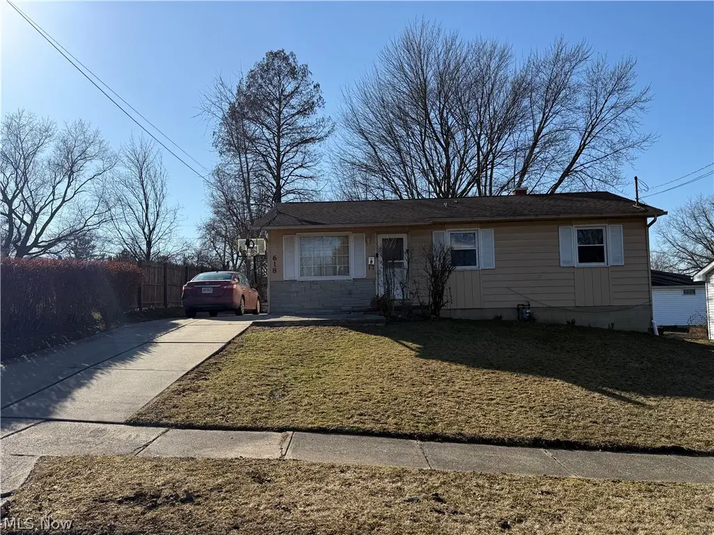 618 N Hartford Avenue, Youngstown, OH 44509 - #1