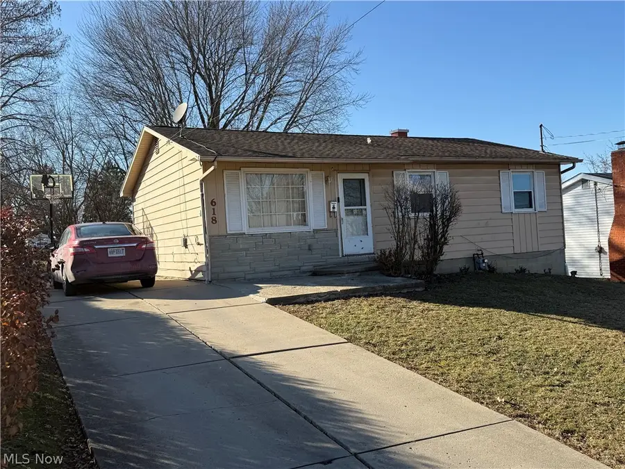 618 N Hartford Avenue, Youngstown, OH 44509 - #3