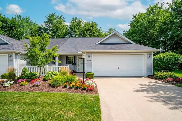 30640 Jasmine Court #61B, North Olmsted, OH 44070