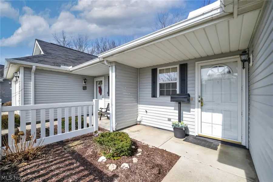 30640 Jasmine Court #61B, North Olmsted, OH 44070 - #3