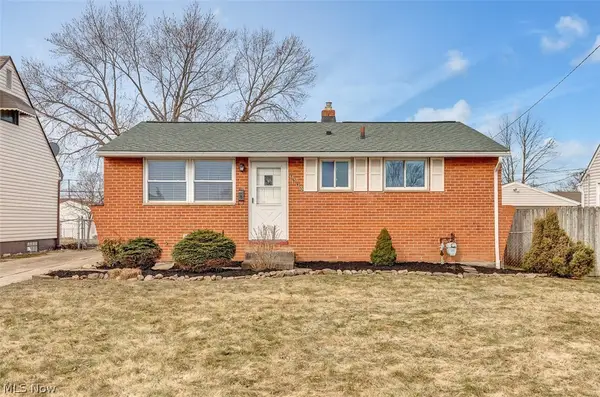 6330 Sandfield Drive, Brook Park, OH 44142