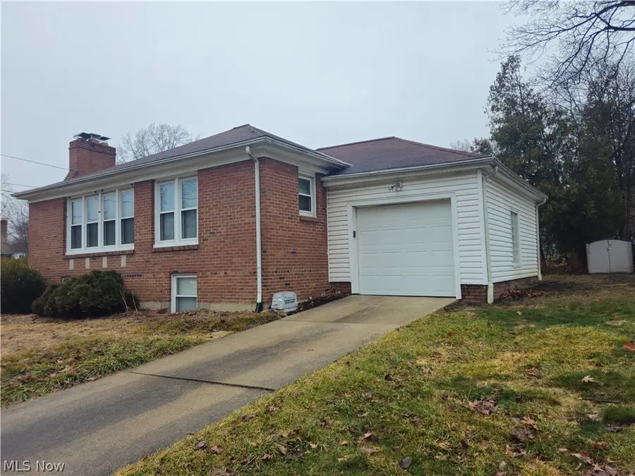 129 Idlewild Street, Akron, OH 44313 - #3