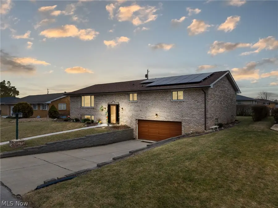 2436 W Alexander Manor, Steubenville, OH 43952 - #2