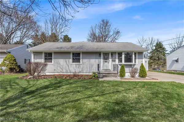 811 Tarry Lane, Amherst, OH 44001