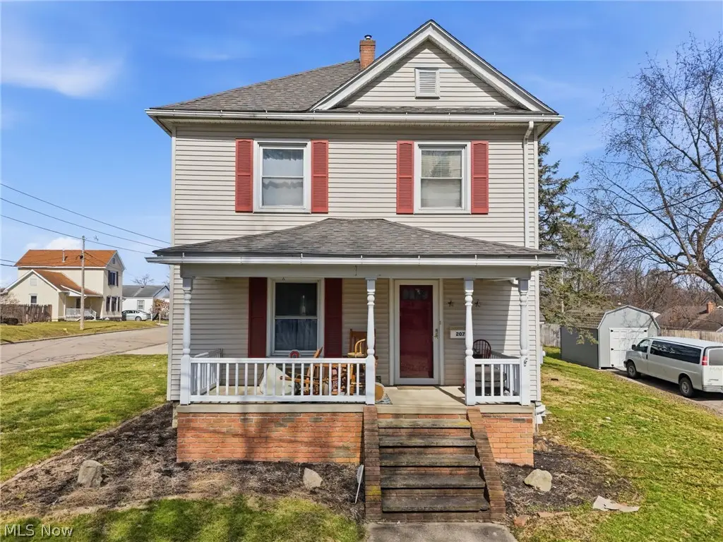 207 Harmon Ne Avenue, Brewster, OH 44613 - #1