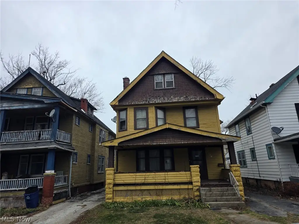 13607 Beaumont Avenue, Cleveland, OH 44112 - #1