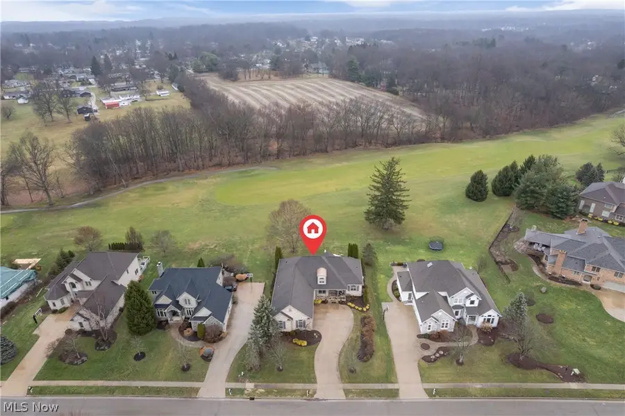 2229 E Park Drive, Uniontown, OH 44685 - #3