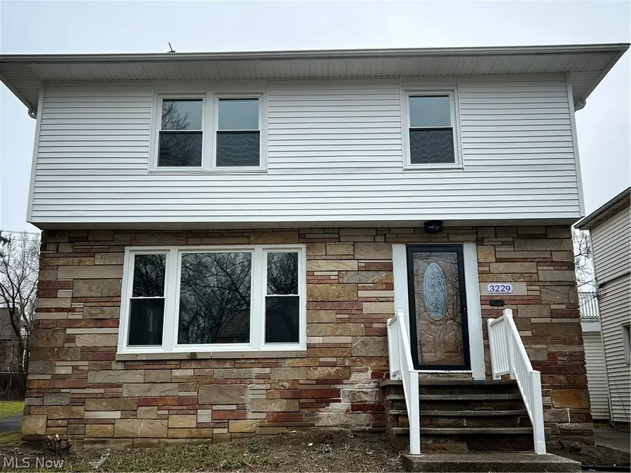 3229 Livingston Road, Cleveland, OH 44120 - #2