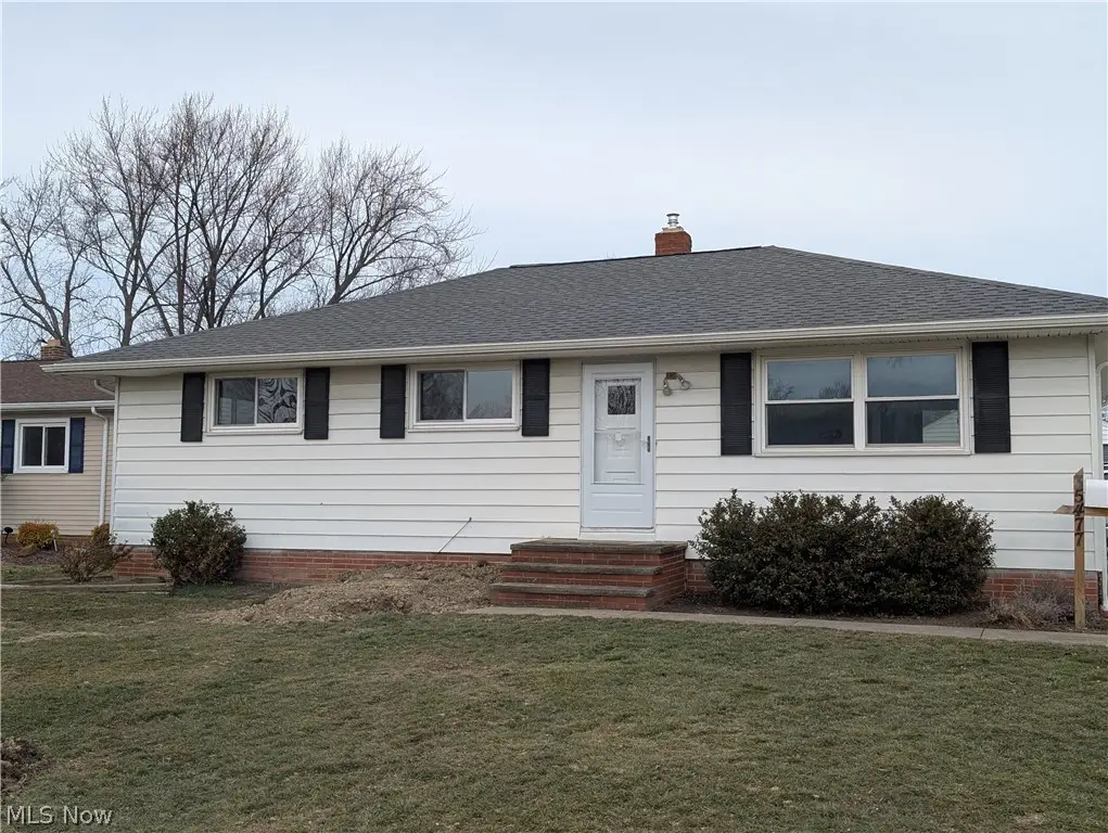 35477 Hobbie Drive, Eastlake, OH 44095 - #1