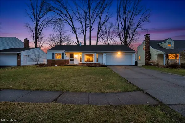 337 University Avenue, Elyria, OH 44035