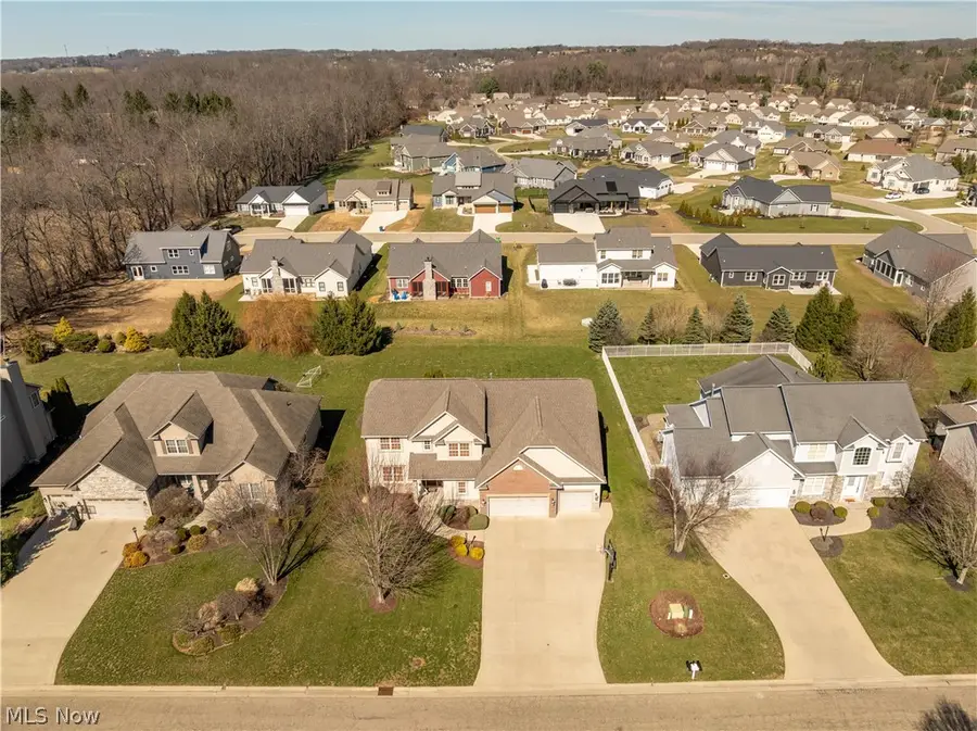 8811 Scotsbury Nw Street, Massillon, OH 44646 - #3