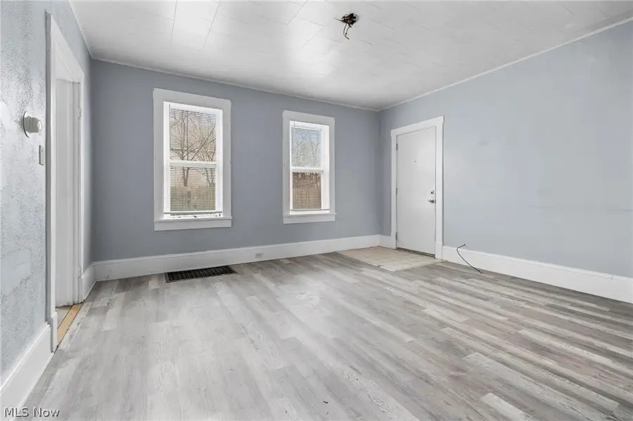 6714 Worley Avenue, Cleveland, OH 44105 - #3