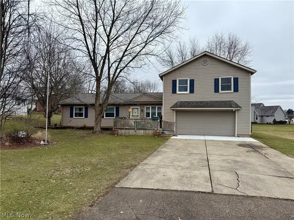 5000 Mildred Sw Circle, Navarre, OH 44662