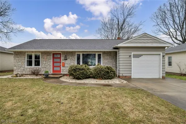 7048 Oakwood Road, Parma Heights, OH 44130