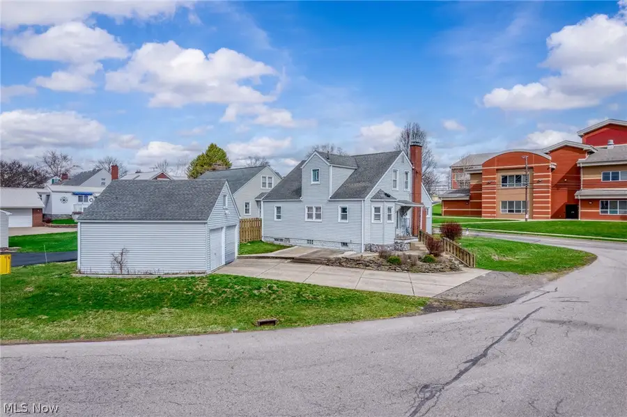 1401 Broad Nw Avenue, Canton, OH 44708 - #3