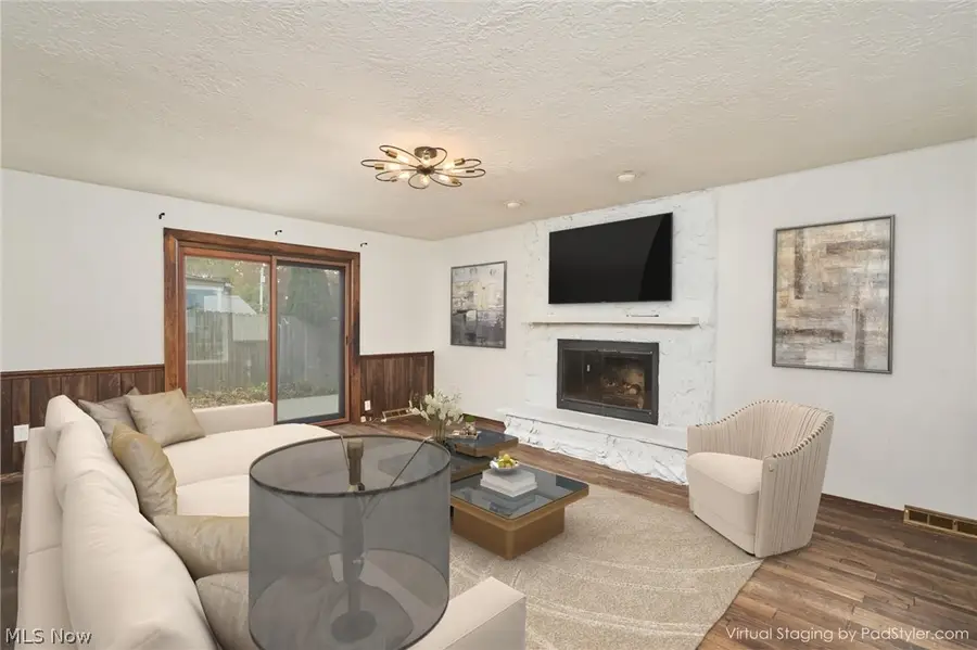 1633 Bancroft Street, Cuyahoga Falls, OH 44221 - #3