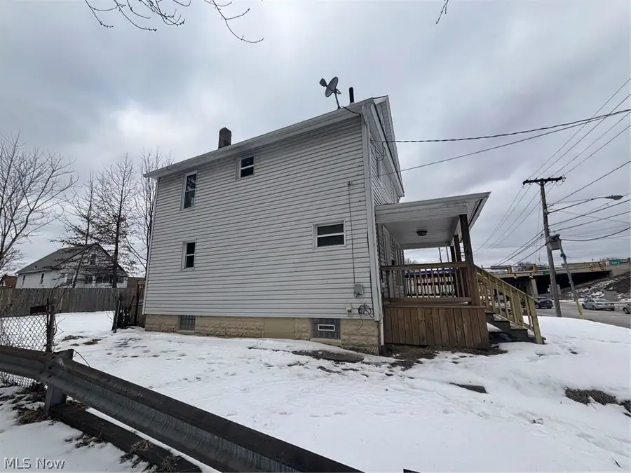 750 Brown Street, Akron, OH 44311 - #3