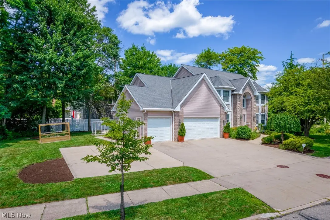 25471 Hilltop Drive, Beachwood, OH 44122 - #1