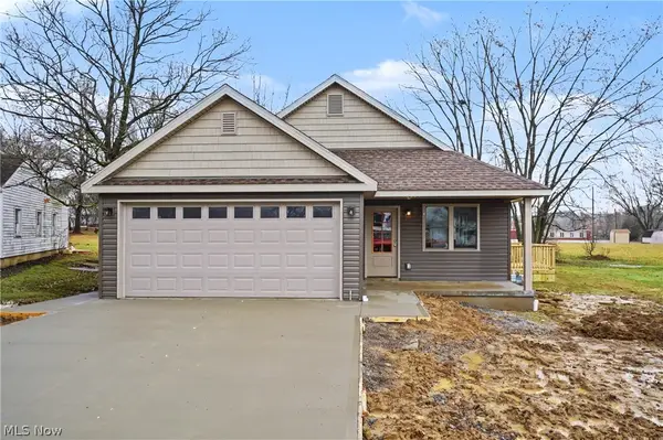 1444 Buckeye Circle, Salem, OH 44460