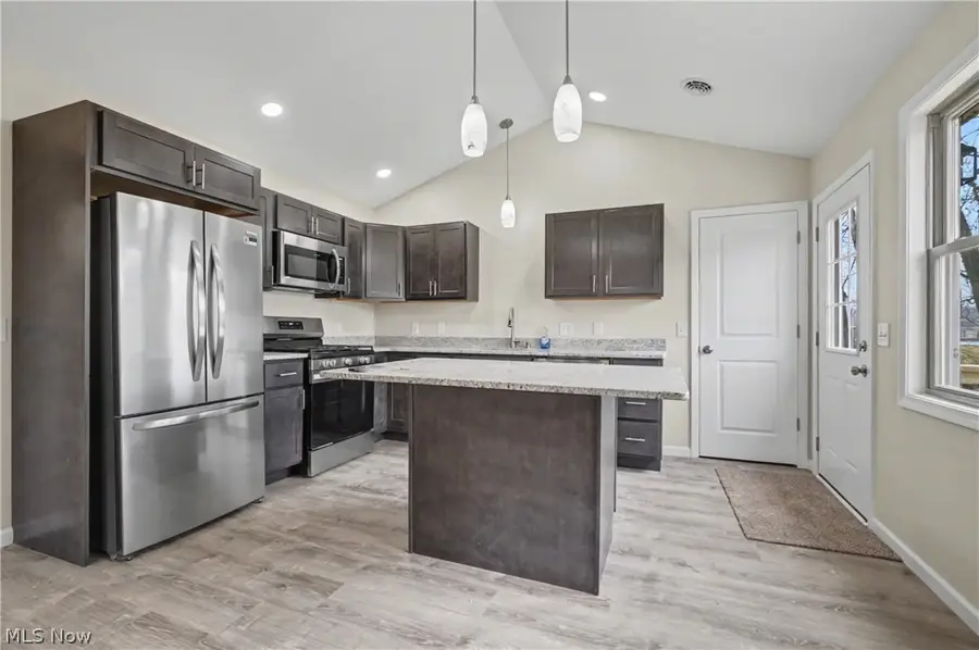 1444 Buckeye Circle, Salem, OH 44460 - #3