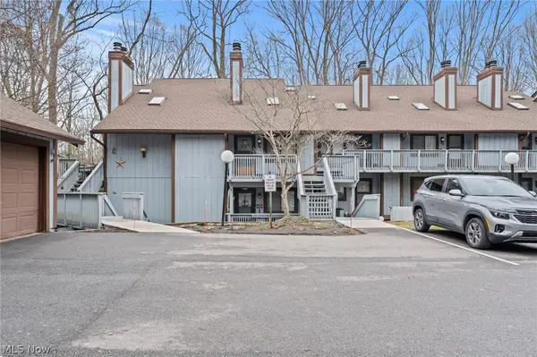 515 Meredith Lane #2A, Cuyahoga Falls, OH 44223