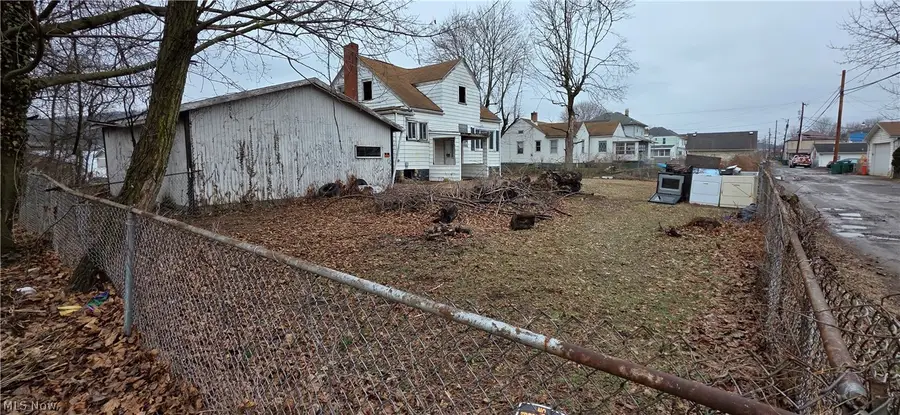 1011 Grant Street, Newell, WV 26050 - #3