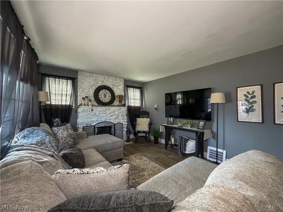 724 S Belle Vista Avenue, Youngstown, OH 44509 - #3