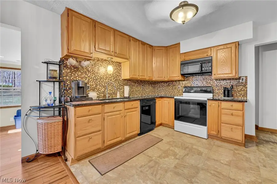 4205 Osage Street, Stow, OH 44224 - #2