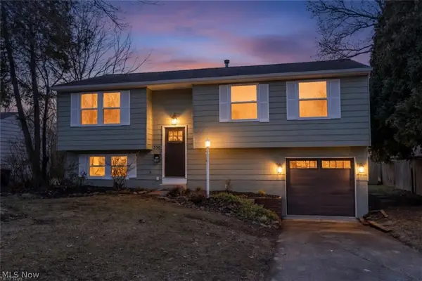 350 Silver Meadows Drive, Kent, OH 44240