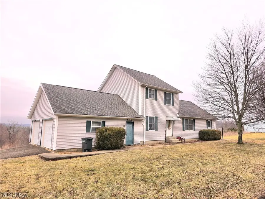 141 Meadowpark Drive, Cambridge, OH 43725 - #3