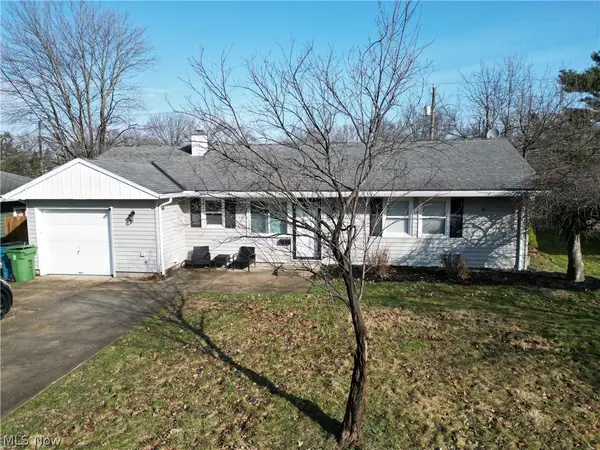 9272 W Ridgewood Drive, Parma Heights, OH 44130