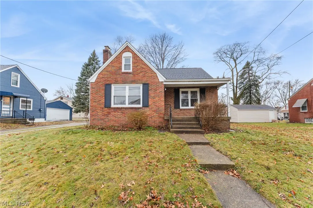 959 9th Ne Street, Massillon, OH 44646 - #1