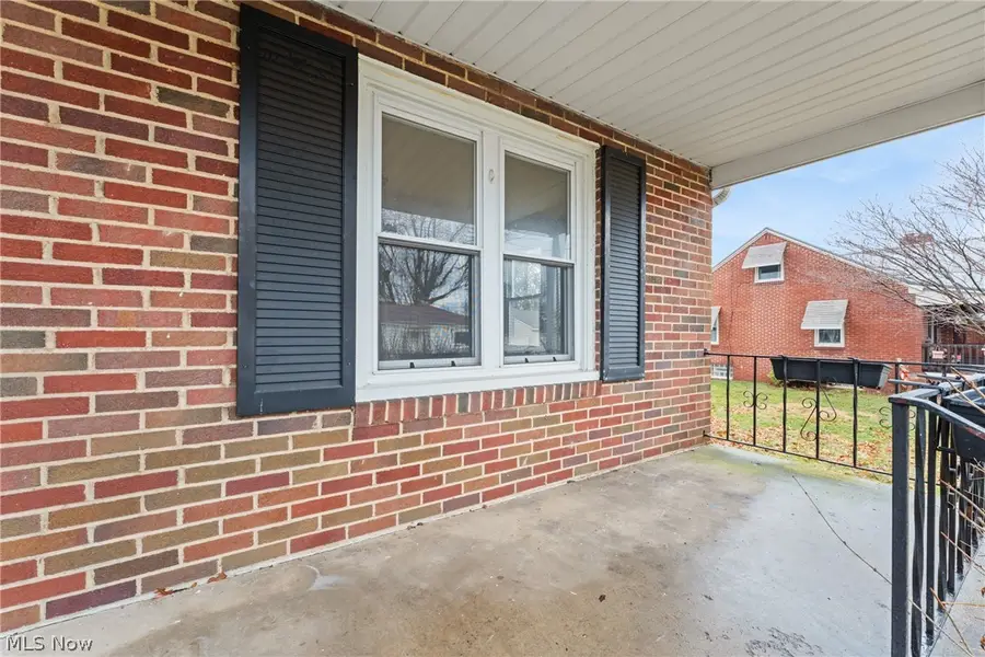 959 9th Ne Street, Massillon, OH 44646 - #3