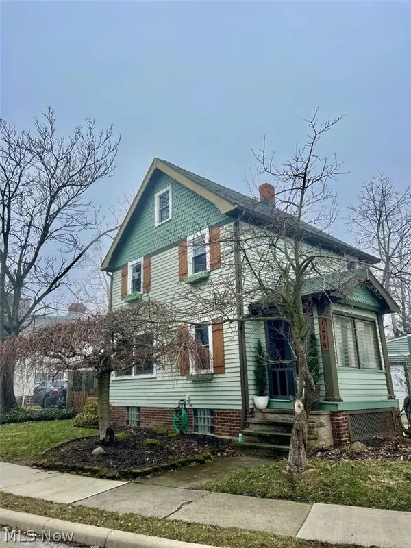 1478 Maile Avenue, Lakewood, OH 44107