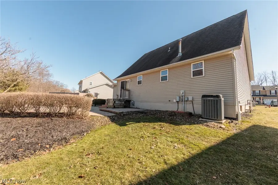 819 Savannah Trail, Medina, OH 44256 - #3