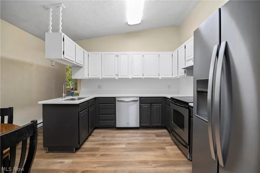 621 Van Oaks Drive, Amherst, OH 44001 - #3