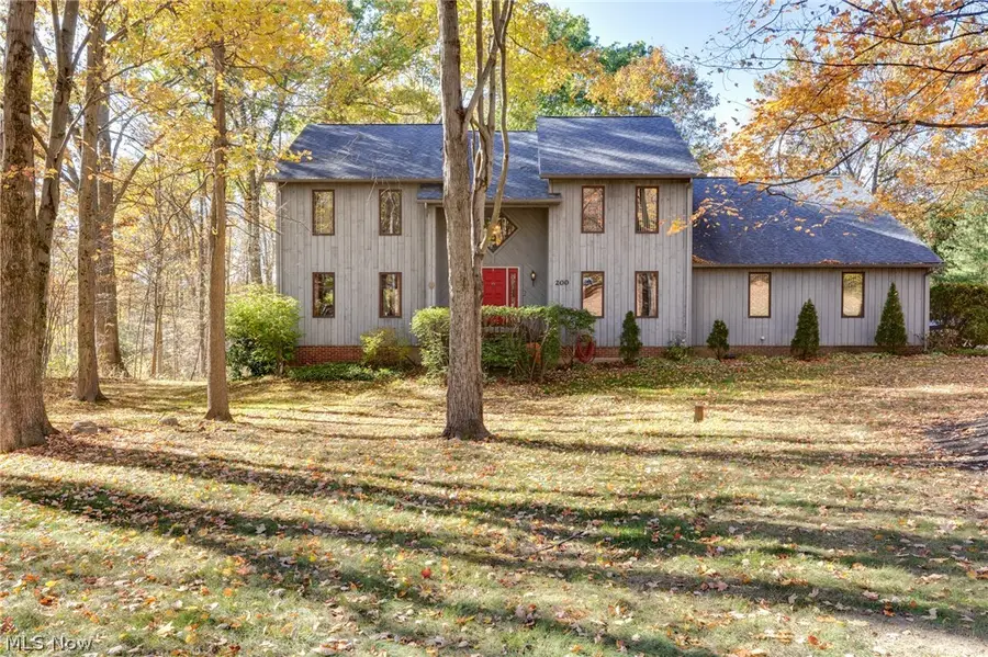 200 Greentree Circle, Aurora, OH 44202 - #3