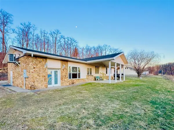 1284 River Road, Morgantown, WV 26501