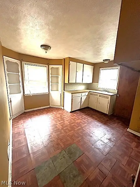 4154 E 153rd Street, Cleveland, OH 44108 - #2