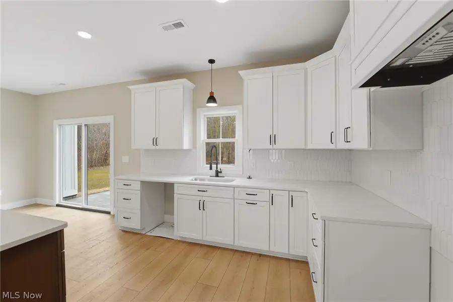 4656 Carpenter Road, Ashtabula, OH 44004 - #2