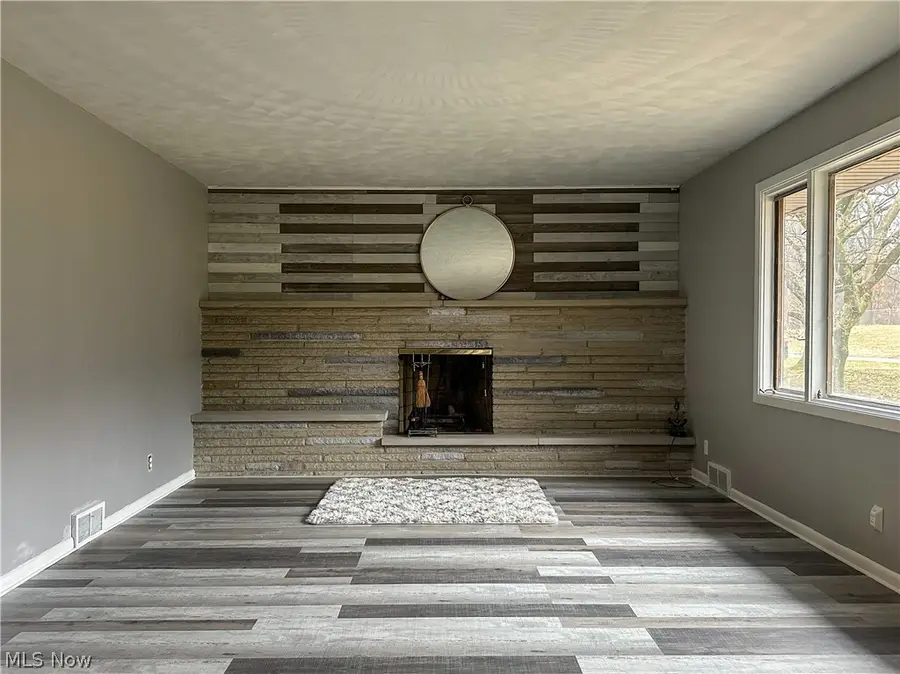 820 Hartzell Avenue, Niles, OH 44446 - #3