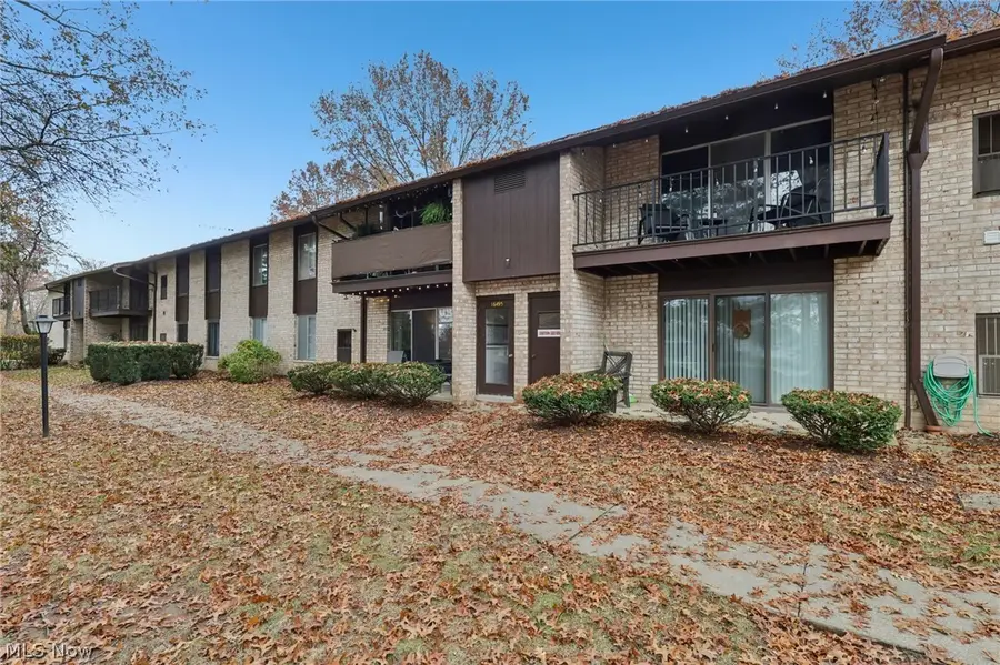 16495 Heather Lane #F103, Middleburg Heights, OH 44130 - #2