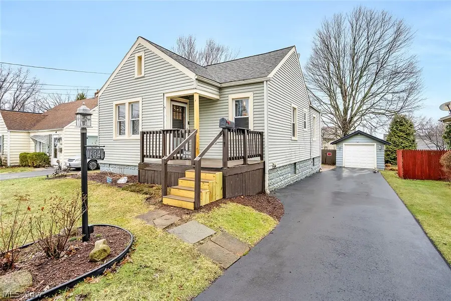 1634 Meadowbrook Avenue, Youngstown, OH 44514 - #2