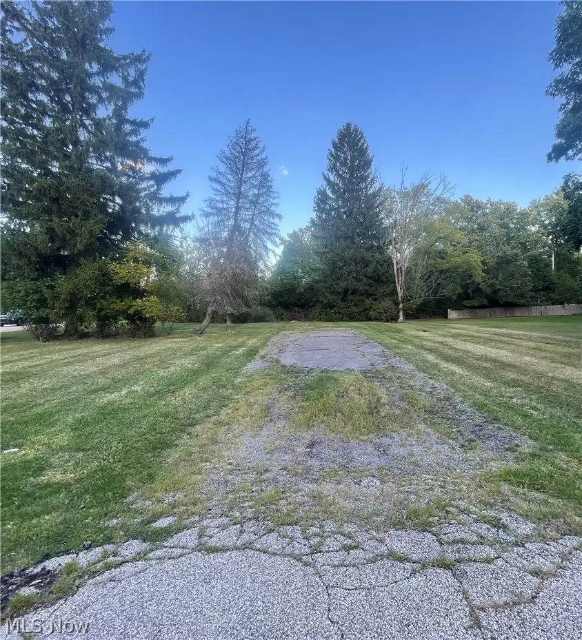 3737 Avondale Road, Woodmere, OH 44122 - #2