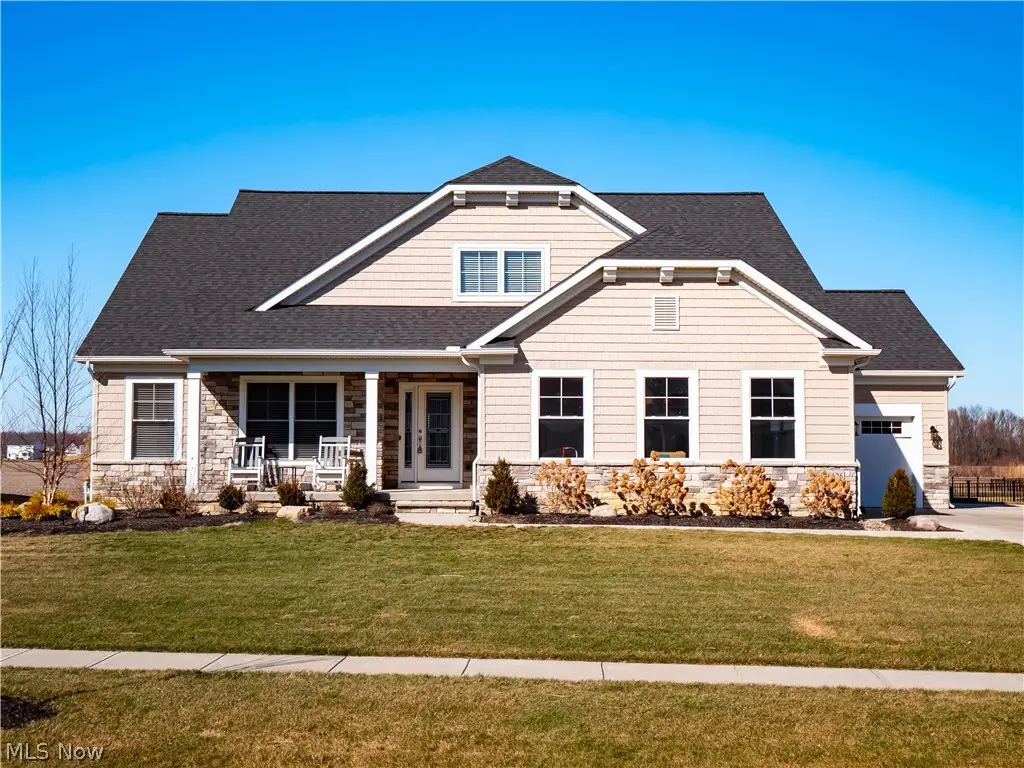 36626 West Shore Pkwy, North Ridgeville, OH 44039 - #1