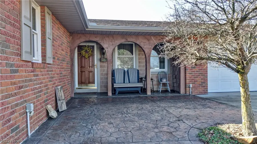 627 Chestnut Street, Lafayette, OH 43805 - #2