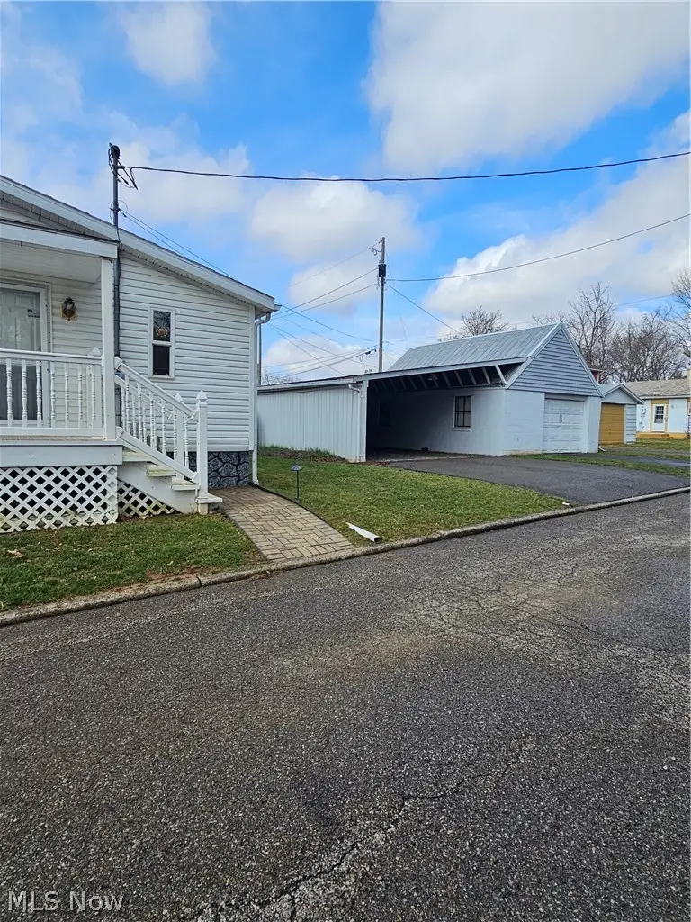 701 E Mcconnel Avenue, McConnelsville, OH 43756 - #3