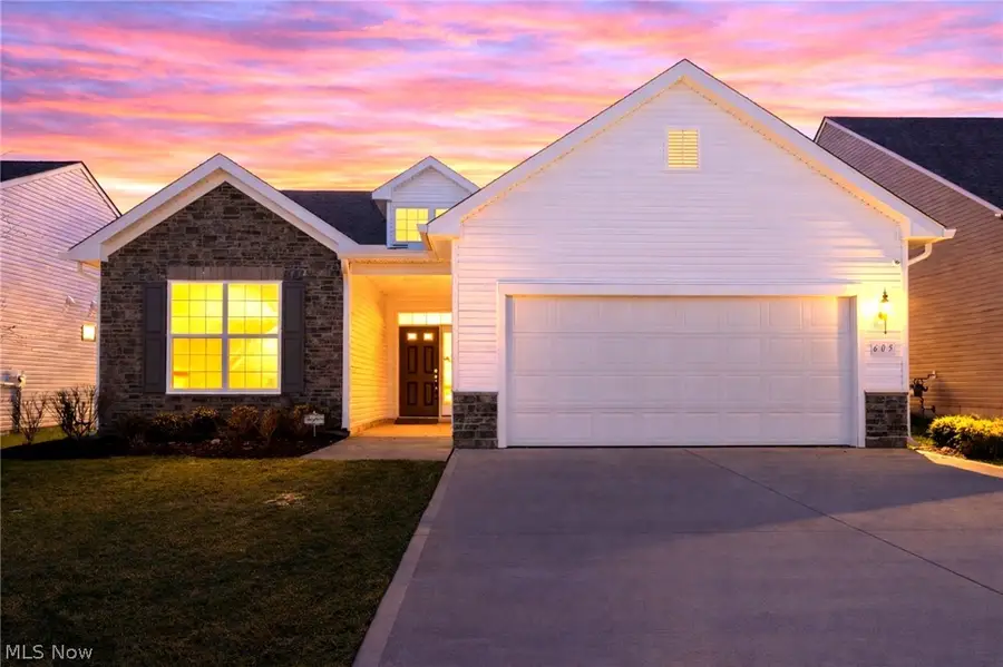 605 Cedar Crest Drive, Elyria, OH 44035 - #2