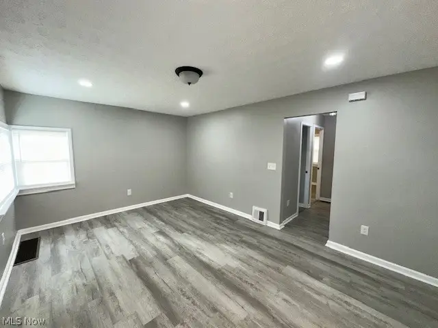 15707 Cloverside Avenue, Cleveland, OH 44128 - #3